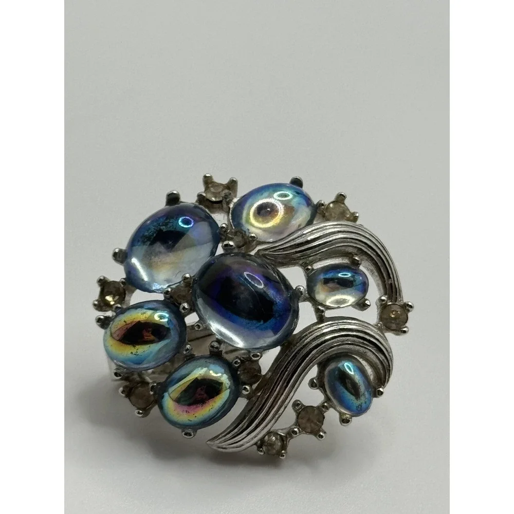 Vintage Crown Trifari Reflection Jewels of Fantasy Cabochon Clip On Earrings